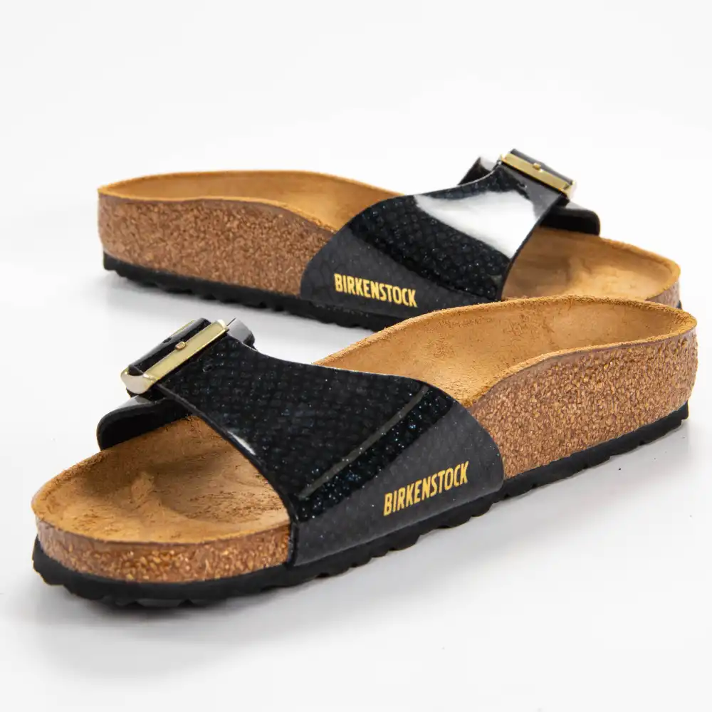 PARTNER: CREATION ref BK1009043 PARTNER: CREATION ref BK1009043